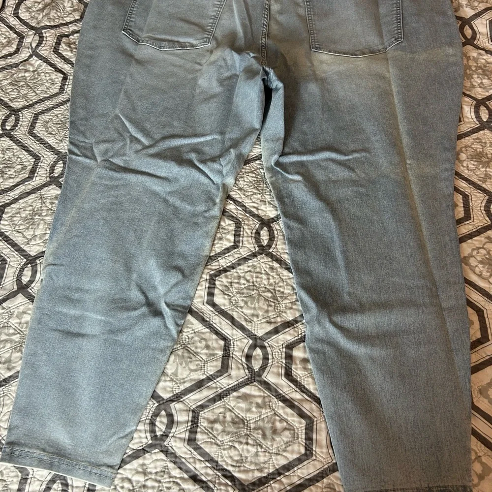 Terra & Sky Women's Light Blue Skinny Jeans 26W